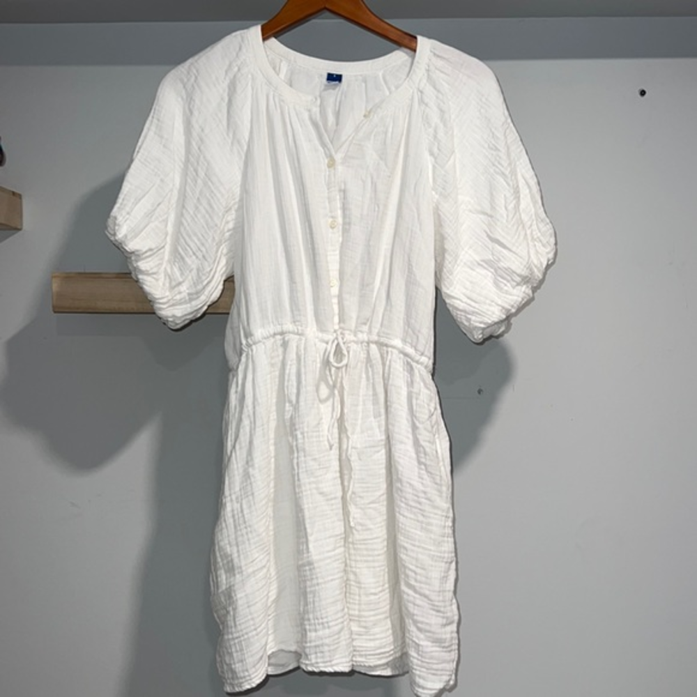 Old navy, white, and puff sleeve dress